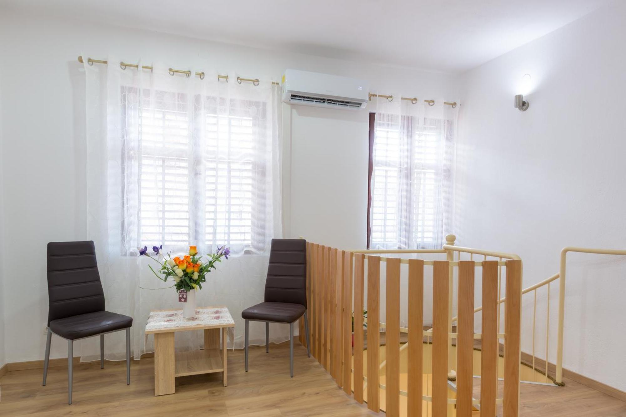 Apartments By The Sea Kastel Stari, Kastela - 15894 Kamer foto